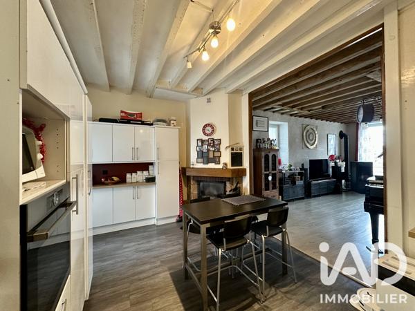 Maison à vendre 7 pièces 197 m² Blois