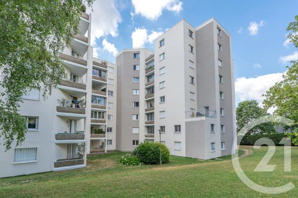 Appartement F5 à vendre  5 pièces - 103,31 m 2   VILLIERS SUR MARNE  - 94