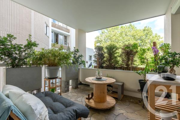 Appartement F5 à vendre  5 pièces - 103,31 m 2   VILLIERS SUR MARNE  - 94