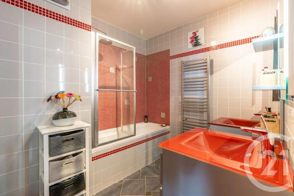 Appartement F5 à vendre  5 pièces - 103,31 m 2   VILLIERS SUR MARNE  - 94