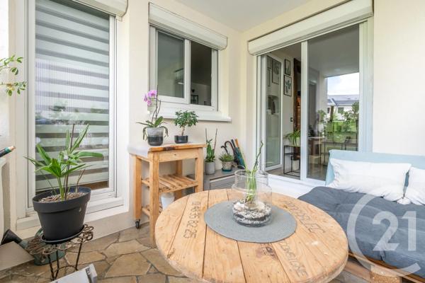 Appartement F5 à vendre  5 pièces - 103,31 m 2   VILLIERS SUR MARNE  - 94