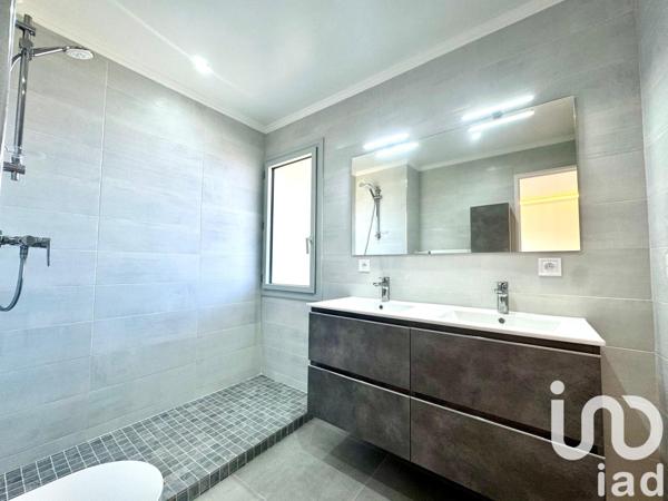 Appartement à vendre 4 pièces 98 m² Mandelieu-la-Napoule