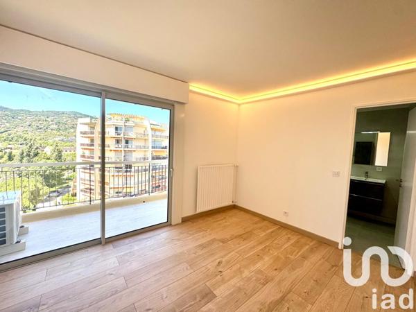 Appartement à vendre 4 pièces 98 m² Mandelieu-la-Napoule