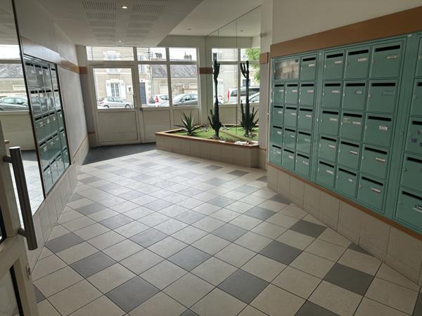 Blois coeur de ville: Appt T3 au 1er étage, Résidence le Valois