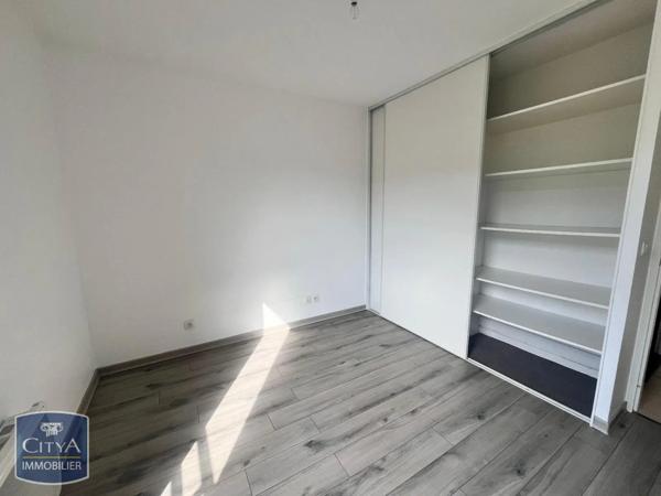 Appartement à louer 3 pièces 66.84m² La Tour-du-Pin (38110)