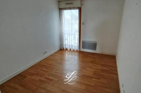Location - Appartement 3 pièces 69 m 2 SAINT HERBLAIN (44800)