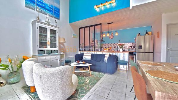 Vente
                Maison74 m² - 4 Pièces -
                    LES SABLES D OLONNE (85180)