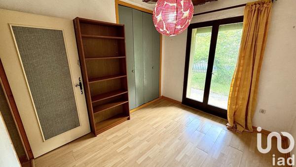 Maison traditionnelle 5 pièces de 178 m² à Saint-Restitut (26130)