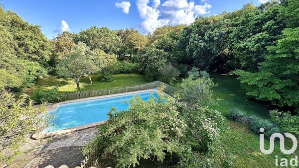 Maison traditionnelle 5 pièces de 178 m² à Saint-Restitut (26130)