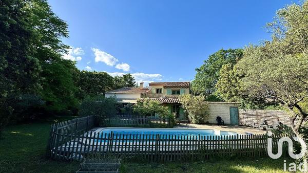 Maison traditionnelle 5 pièces de 178 m² à Saint-Restitut (26130)