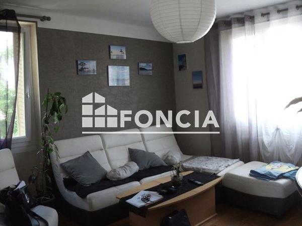 Location Appartement 3 pièces 53.5 m² - 178/180 RUE D'AUXONNE Dijon 21000