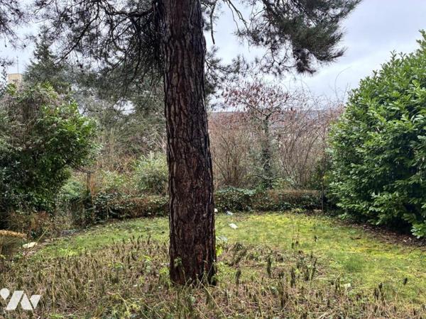 Maison ancienne avec jardin