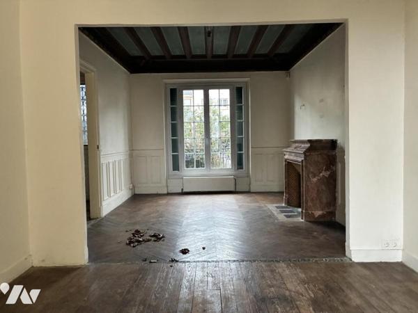 Maison ancienne avec jardin