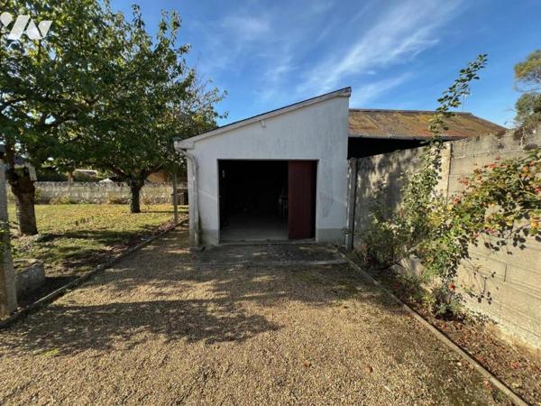 A vendre dans Bourg des Rosiers sur Loire 49350
