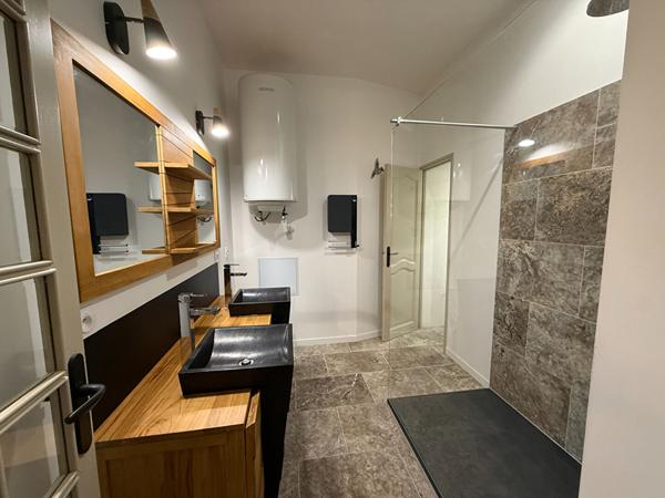 APPARTEMENT MEUBLE AUX ABORDS DU CENTRE VILLE - CARCASSONNE