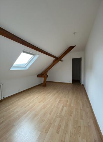 À vendre - Maison individuelle, 5 pièces située à Château-Renault (37110)