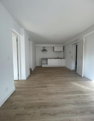 À vendre - Maison individuelle, 5 pièces située à Château-Renault (37110)