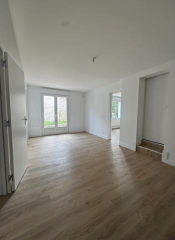 À vendre - Maison individuelle, 5 pièces située à Château-Renault (37110)