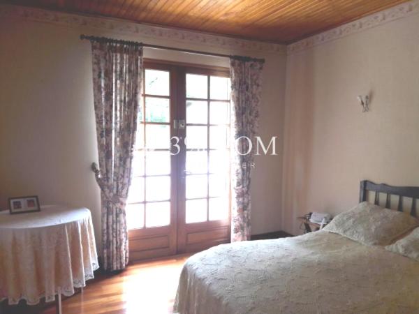 Maison 7 pièce(s) 6 chambre(s) 180 m²