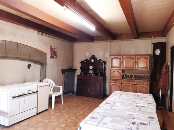 Corps de ferme à vendre à Murat dans le Cantal (15300), ref : FG/2218   
CHAVAGNAC