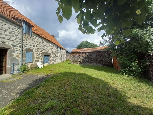 Corps de ferme à vendre à Murat dans le Cantal (15300), ref : FG/2218   
CHAVAGNAC