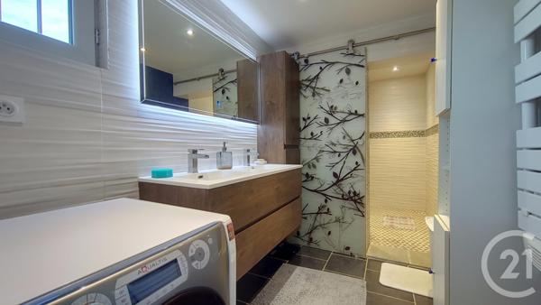 Appartement T5 à vendre  4 pièces - 134,27 m2 AIX LES BAINS - 73