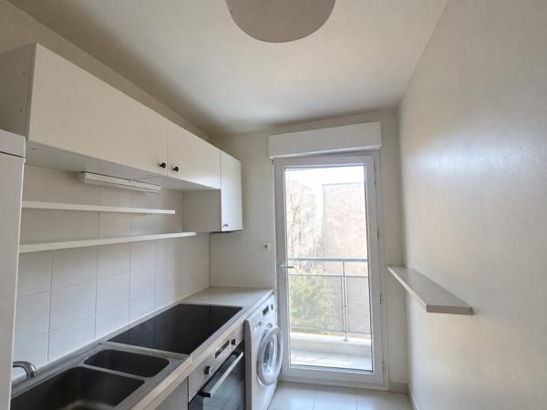T2 Meublé 49 m² Issy les Moulineaux avec balcon