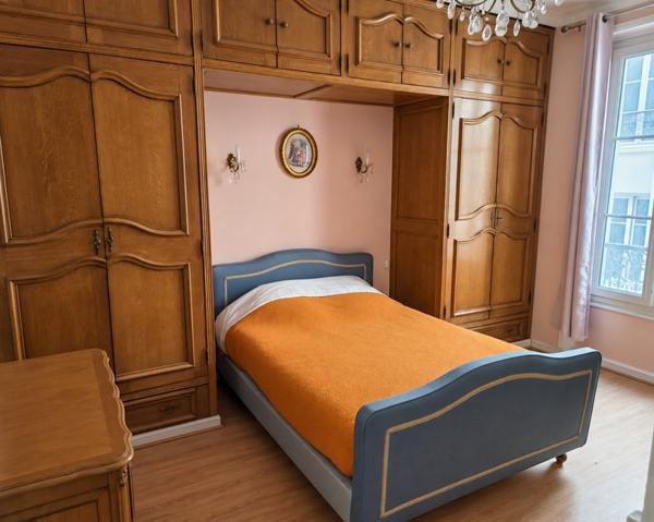 Appartement à vendre 655 000 € Paris 15 4 p 77 m² DPE G