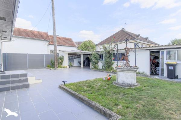 Maison à vendre 344 000 € Les Clayes-sous-Bois 3 p 75 m² DPE D