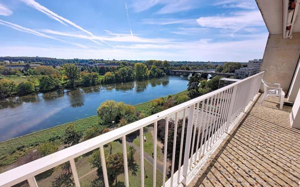 Appartement à vendre    4 pièces • 73,05 m2 Tours