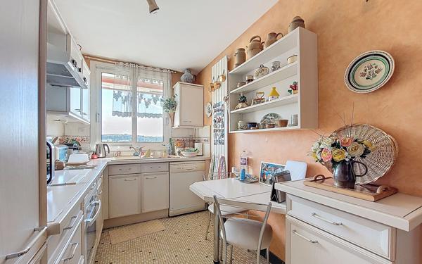 Appartement à vendre    4 pièces • 73,05 m2 Tours