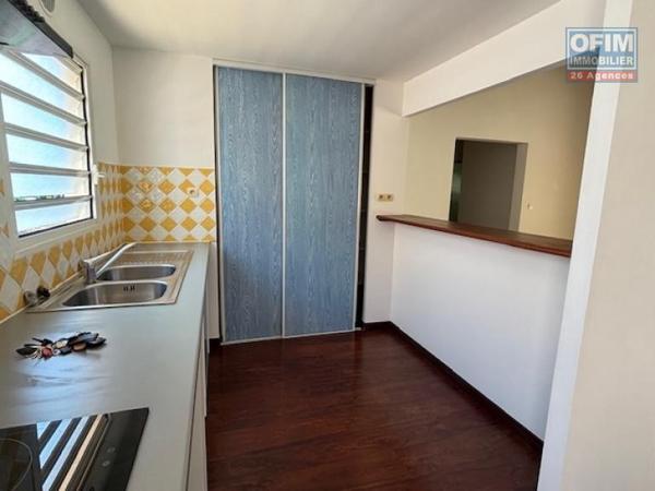 A vendre bel appartement T4/5 duplex à La rivière des pluies à STE MARIE.