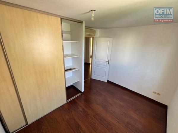 A vendre bel appartement T4/5 duplex à La rivière des pluies à STE MARIE.