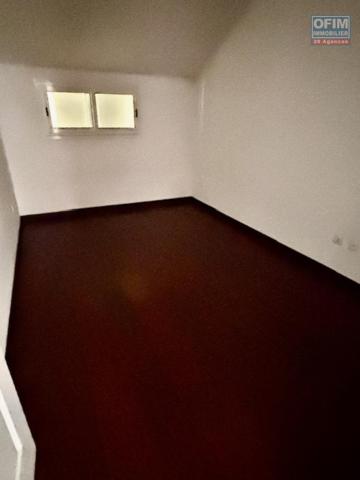 A vendre bel appartement T4/5 duplex à La rivière des pluies à STE MARIE.