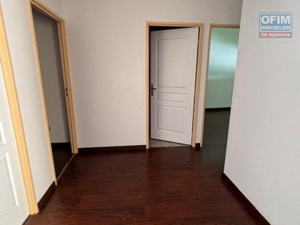 A vendre bel appartement T4/5 duplex à La rivière des pluies à STE MARIE.