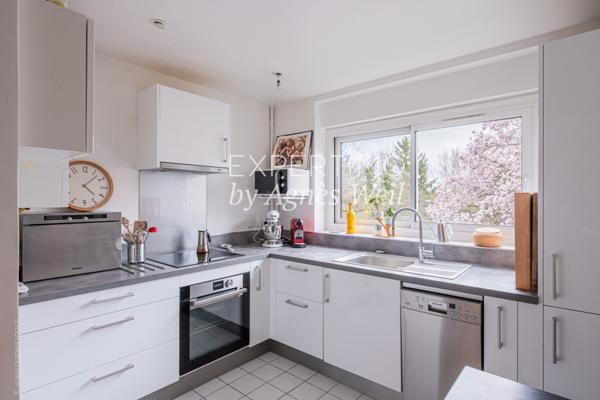 RUEIL-MALMAISON - BUZENVAL - APPARTEMENT FAMILIAL 6 PIÈCES TRÈS LUMINEUX AVEC GRANDES BAIES VITRÉES