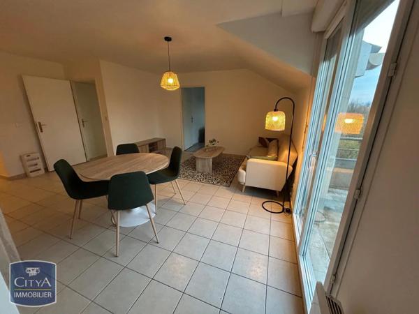 Appartement à louer 2 pièces 55.06m²