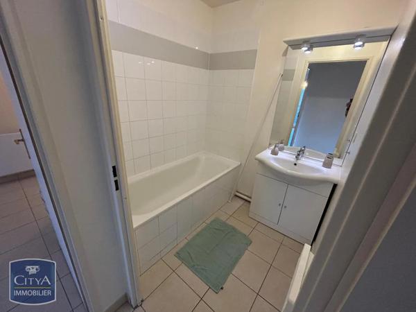 Appartement à louer 2 pièces 55.06m²