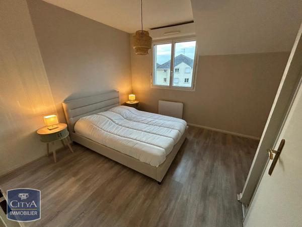 Appartement à louer 2 pièces 55.06m²