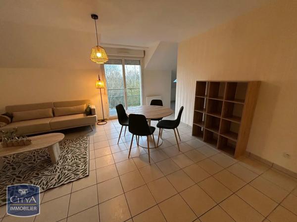 Appartement à louer 2 pièces 55.06m²