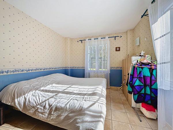 Maison tourangelle 133 m² habitables à Saint-Avertin - 4 chambres, garage, terrain 700 m²