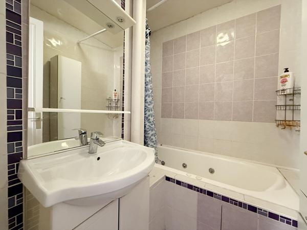 Appartement Colombes 2 pièce(s) 52.42 m2