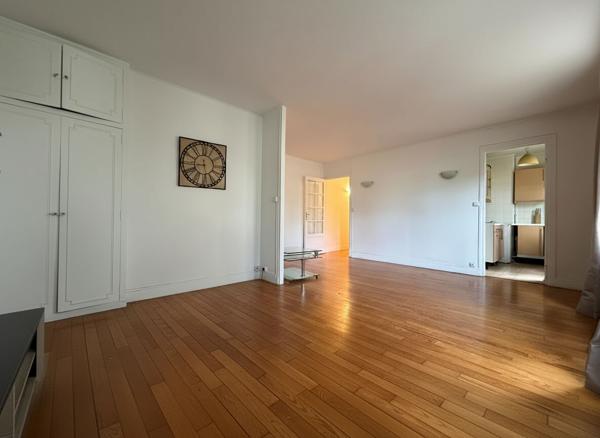 Appartement Colombes 2 pièce(s) 52.42 m2
