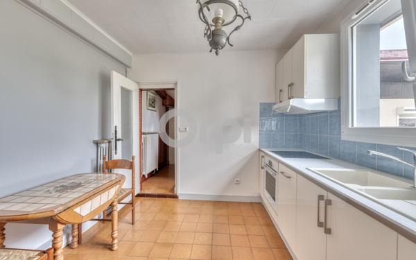 Maison à vendre    5 pièces •  Rosny-sous-Bois