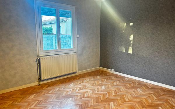 Maison à louer    4 pièces •  Labarthe-sur-Lèze