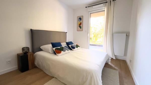 Appartement - Rennes - 3 pièces - 58.8 m2 + Parking + Loggia - Quartier Jeanne d'Arc