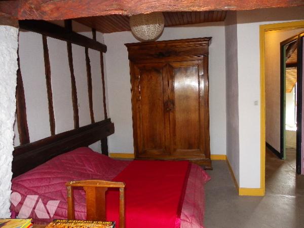 Maison de ville de charme de 5 chambres avec cour intérieure et préau