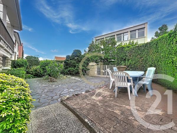 Maison à vendre  6 pièces - 106,25 m 2   VERSAILLES  - 78