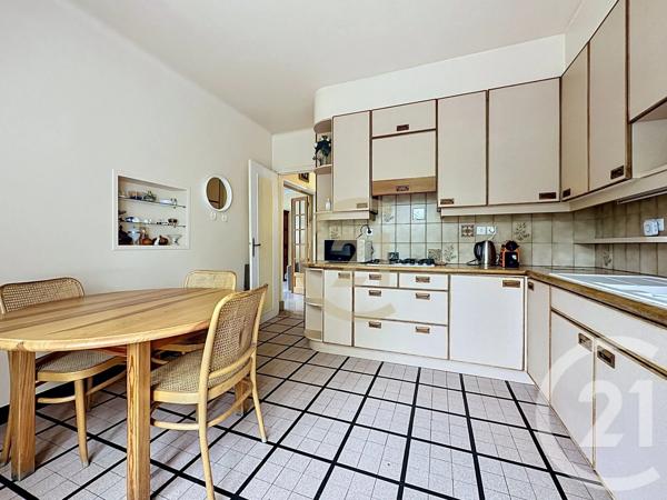 Maison à vendre  6 pièces - 106,25 m 2   VERSAILLES  - 78