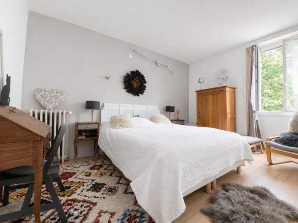 Le luxe de tout faire à pied Talensac • Maison • 499 000 €